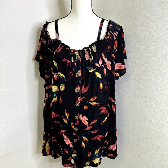 Torrid Smocked Cold-Shoulder Blouse‎ Gauze Leaf Black NWT Front Buttons Size 4x - Picture 12 of 16